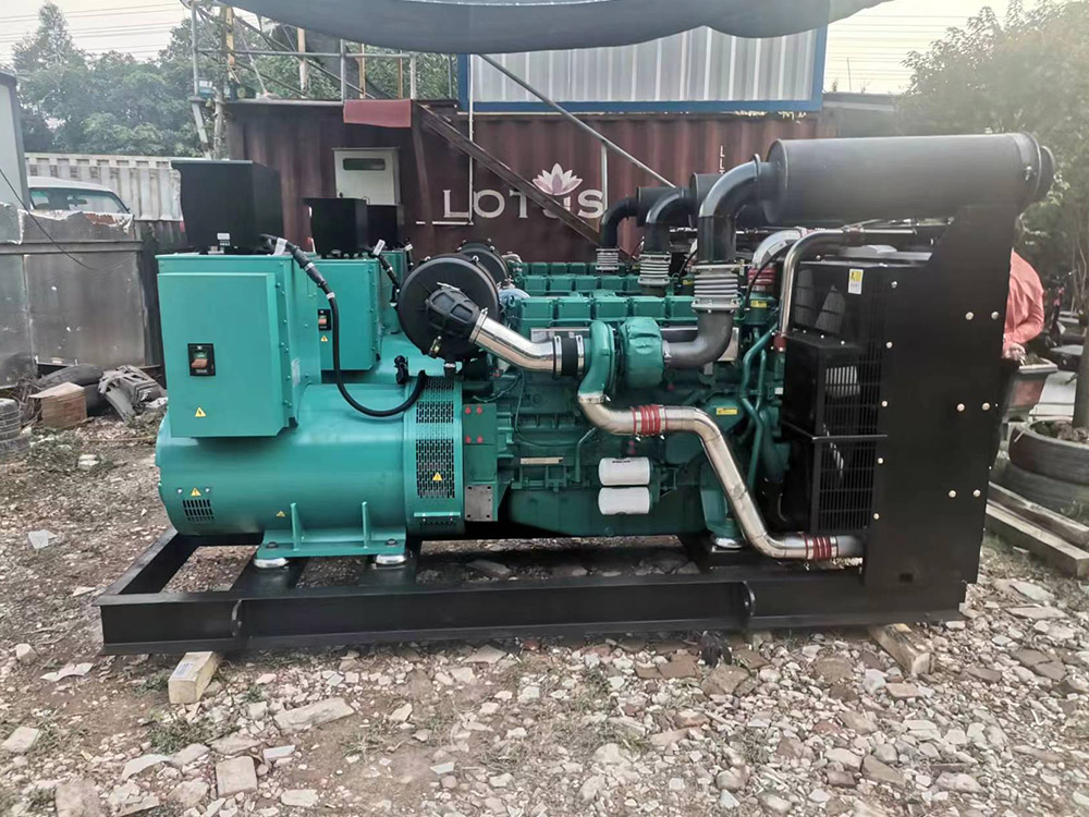 南海區獅山人民醫院500KW康明斯發電機組並機（jī）