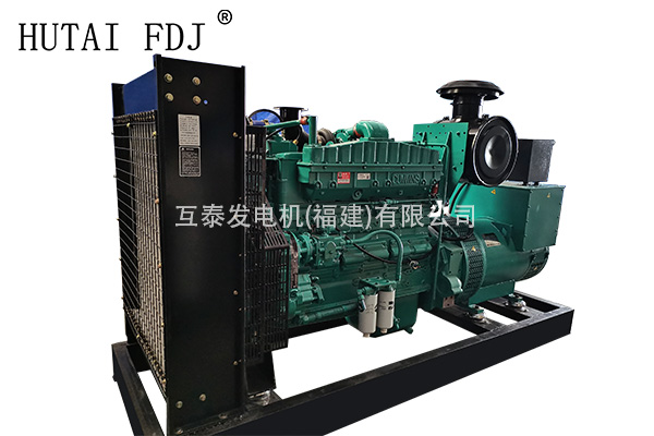 280KW康明斯（sī）動力柴油發電機組 一起草 www.17.com發電（diàn）機350KVA NTA855-G1B