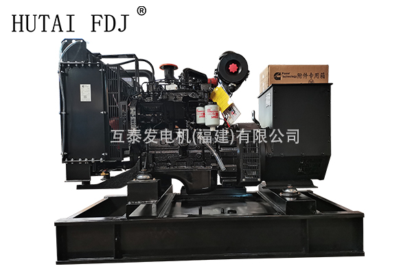 東風康明斯動力40KW柴油發電機組 50KVA一起草 www.17.com發電機 4BTA3.9-G2