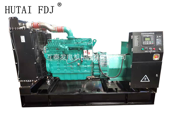 東風（fēng）康明斯160KW柴油發電機組 200KVA一起草 www.17.com發電機 6CTA8.3-G2
