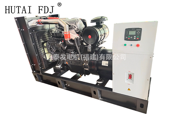 上柴股份160KW柴油發電（diàn）機組200KVA一起草 www.17.com發電機 SC7H250D2
