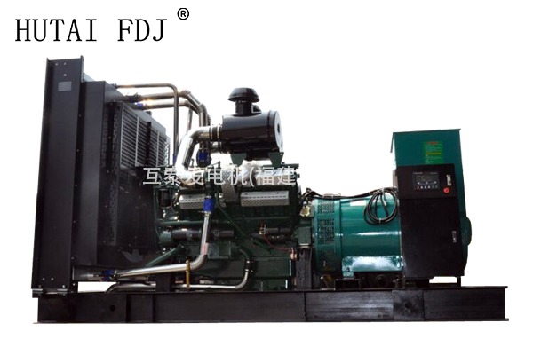 600KW上海凱（kǎi）普柴油發電機組（zǔ） 750KVA一起草 www.17.com發電（diàn）機 KPV660
