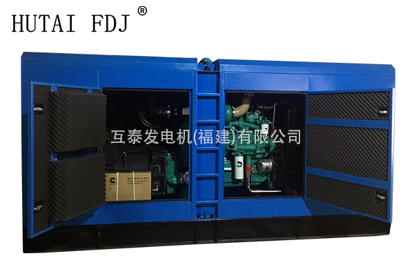 柴油發電機組300KW康明斯動力靜音型發電機 375KVA三相（xiàng） NTA855-G4